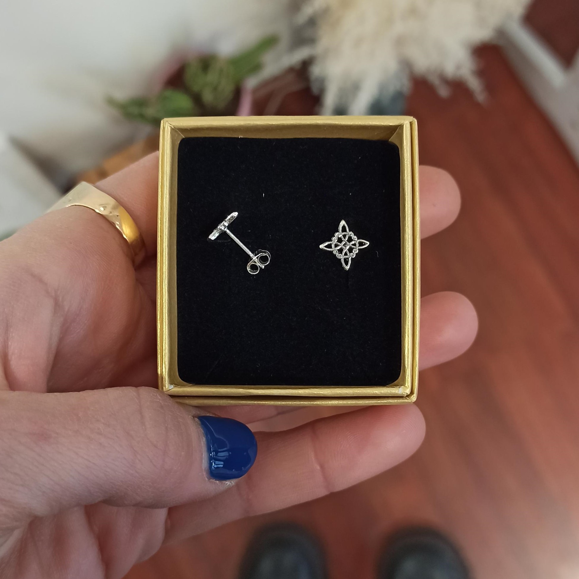 Nudo De Bruja Pequeños - Imagen 3