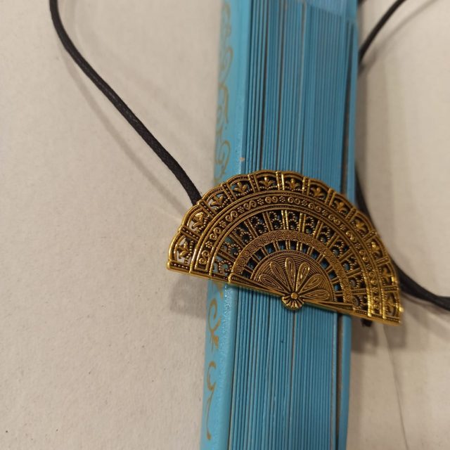 Colgador Abanico Dorado - Imagen 4