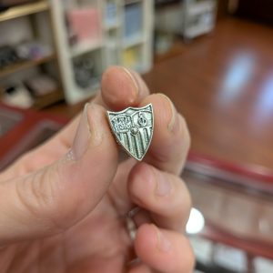 Charm Sevilla Fútbol Club en plata 925 – Sin esmalte