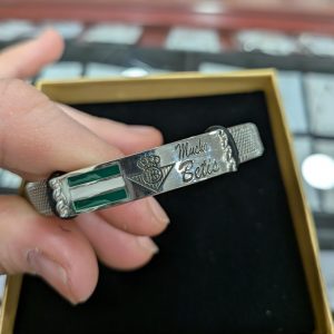 Pulsera ajustable Real Betis Balompié en acero con placa de plata 925 esmaltada